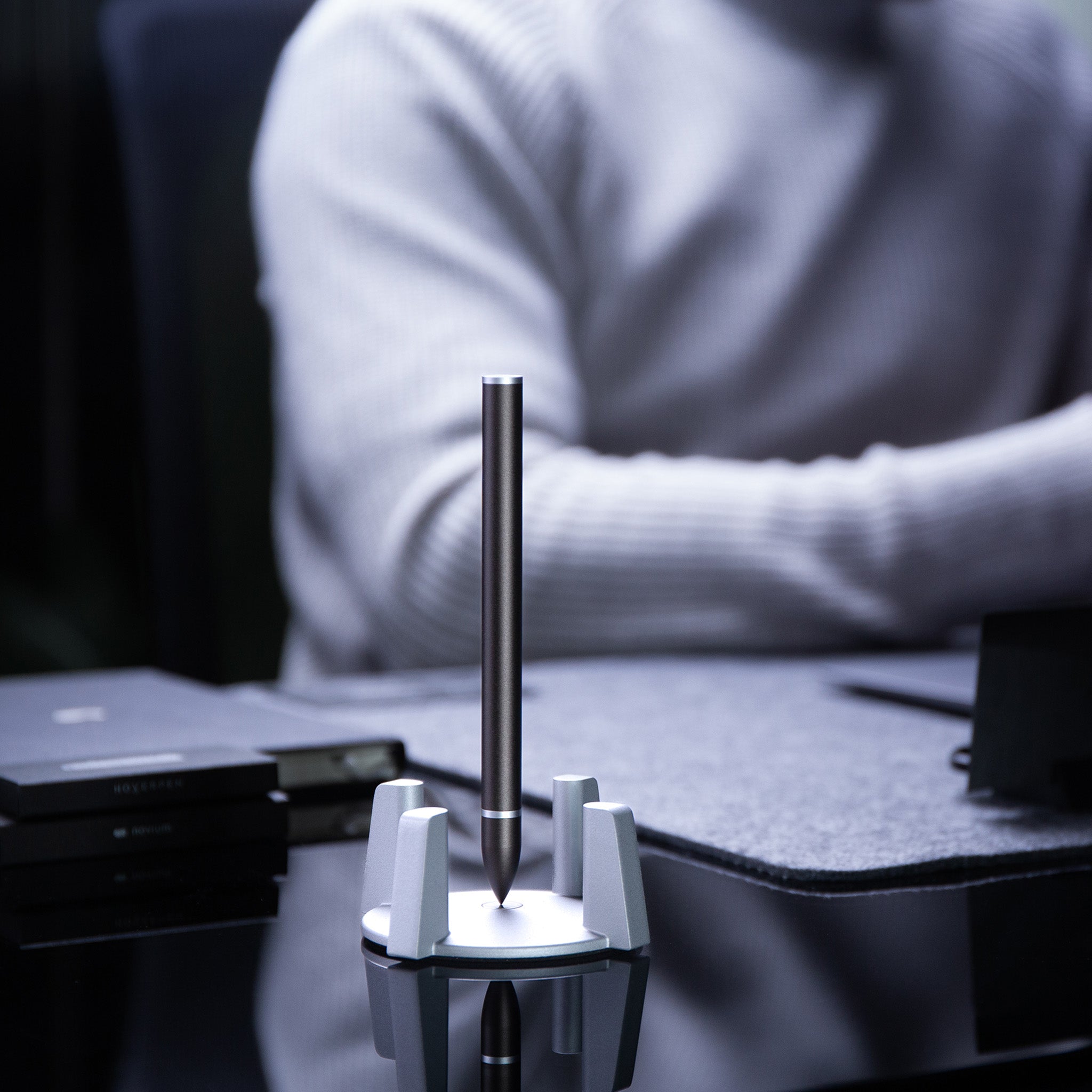 Hoverpen 自立筆〔經典〕