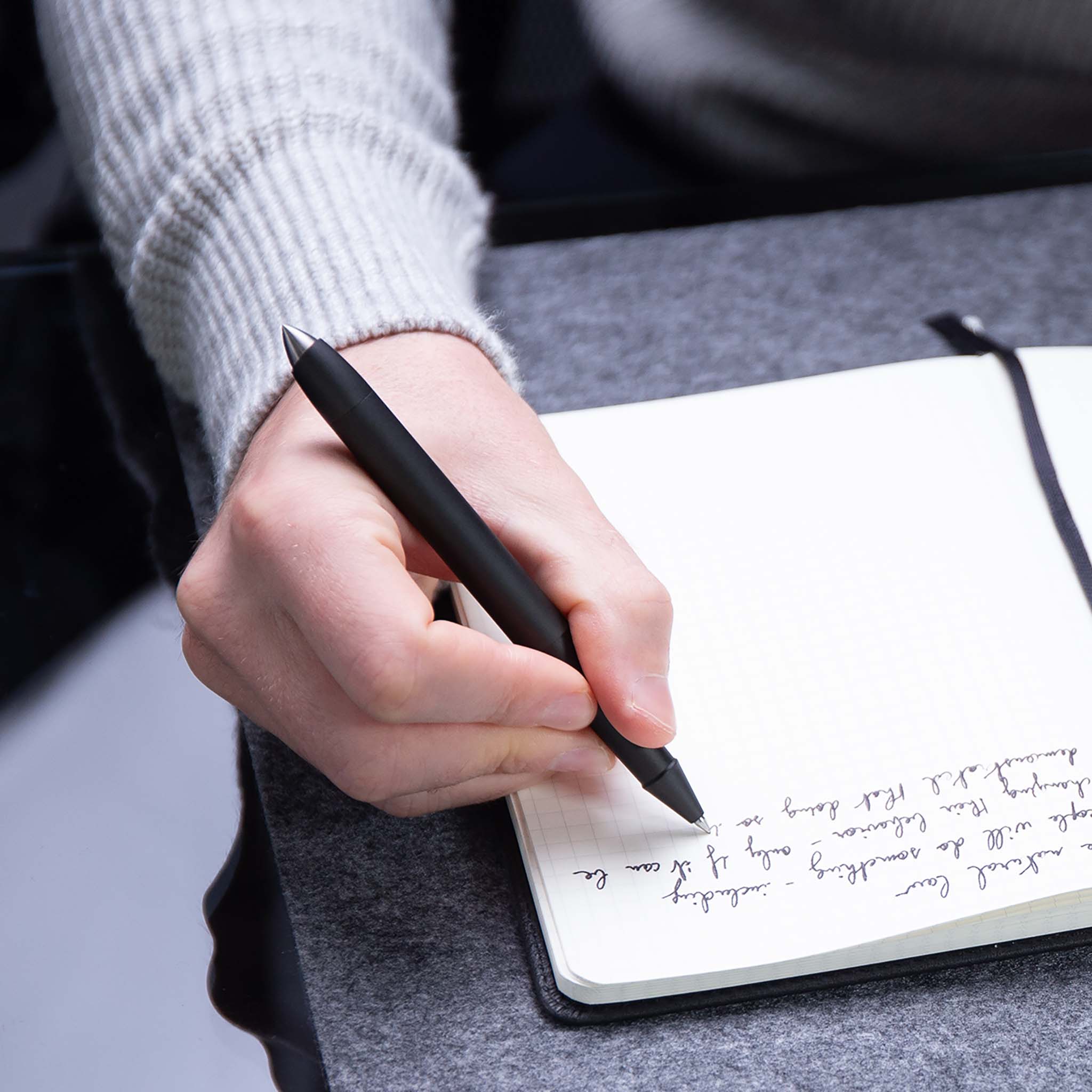 Hoverpen 自立筆〔未來〕